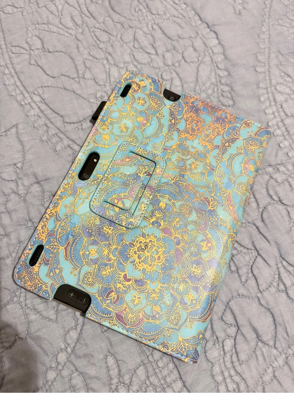 Amazon Kindle Fire HDX 7 3rd Gen 32GB WiFi Tablet + Fintie Mandala Case